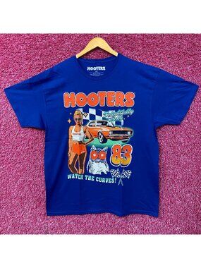 Hooters Delightfully Tacky Racing 83 Watch The Curves T-shirt XL
